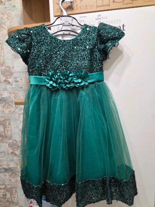 Продаю детские вещи