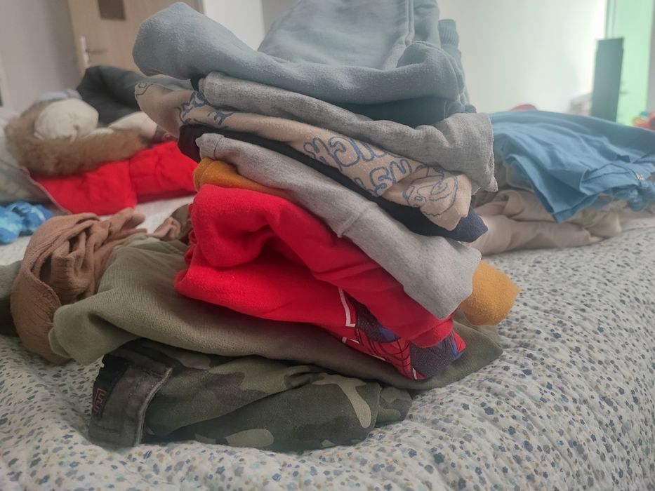 Lot haine copil - DOAR prin curier trimit