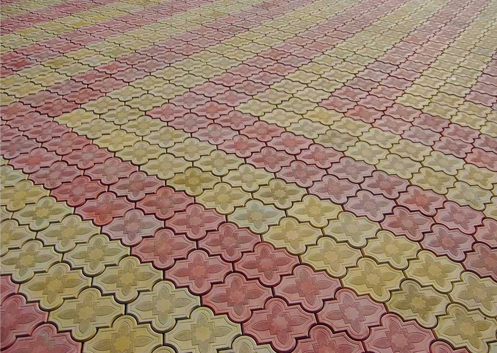 Amenajări Curți: Pavaje și Garduri Beton – Direct Producător – Montaj