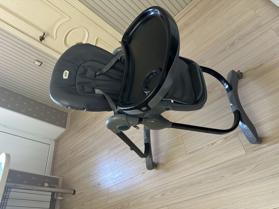 Детский стулчик для кормления