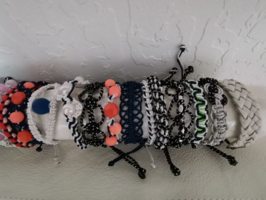 Продам плетёные браслеты