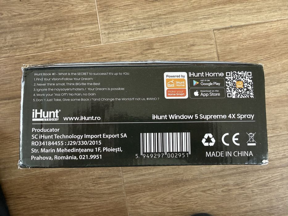 Robot de curatare si spalare geamuri iHunt Window 5 Supreme