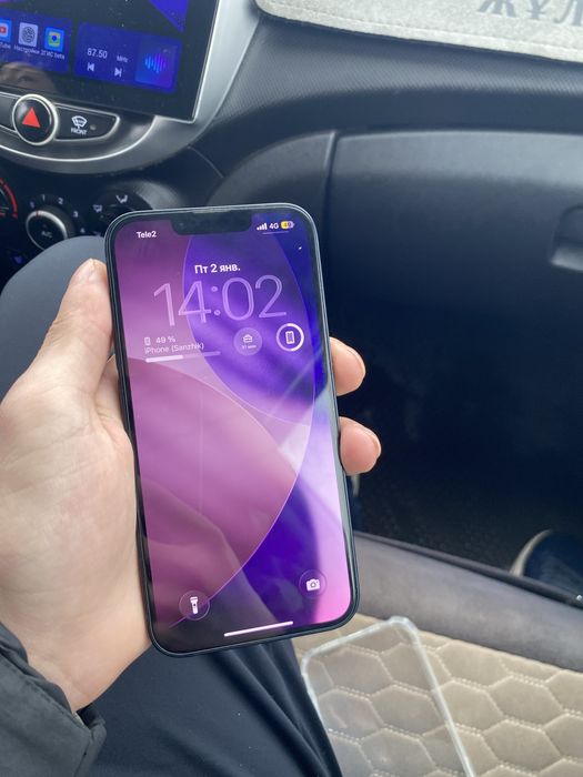 айфон Iphone 13.