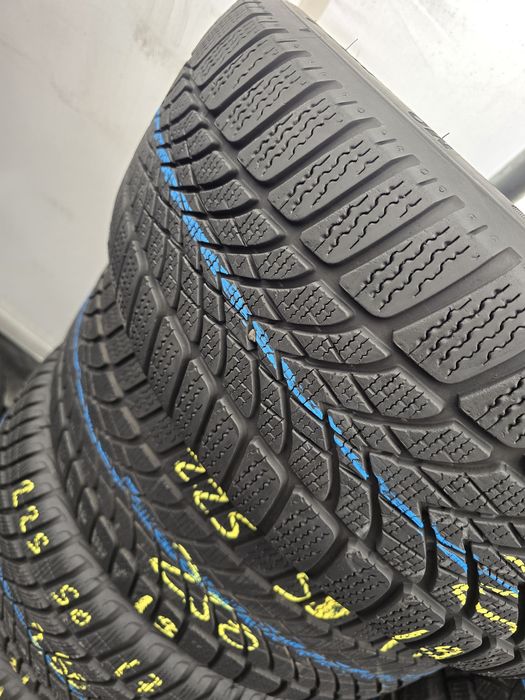 225.50.17 dunlop m+s