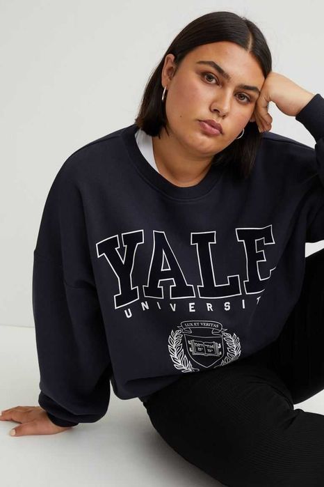 Свитшот женский H&M+ Printed Sweatshirt  (Plus size)! Новый с бирками!