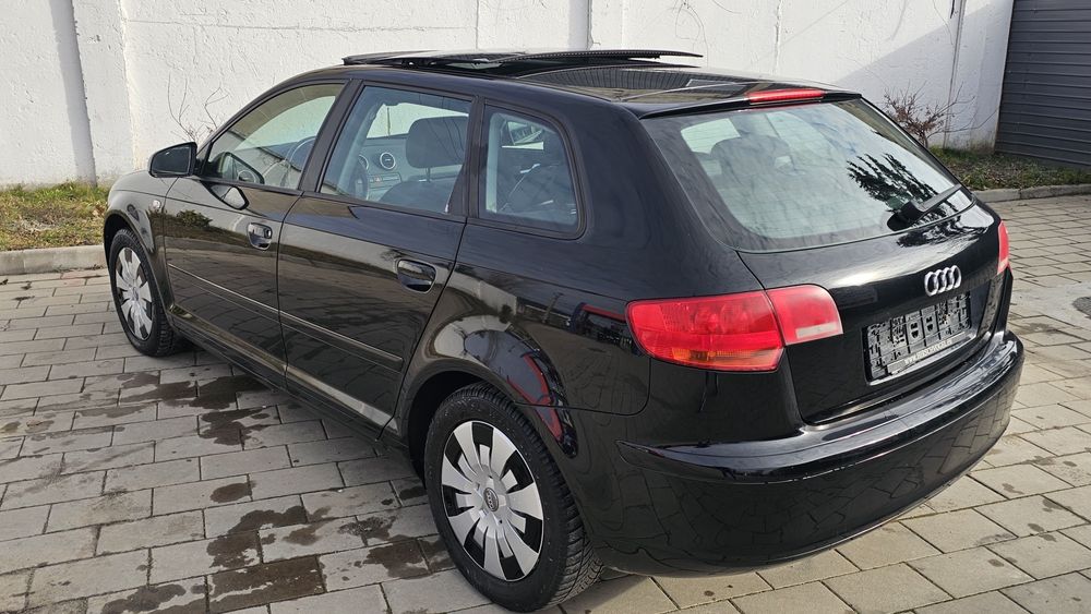 Audi A3 S-Line   1.6  Benzina
