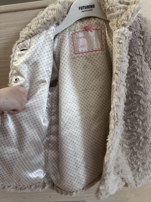 Продам шубку mothercare 92