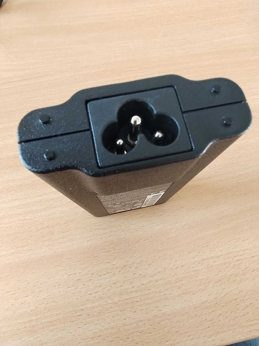 Захранващо устройство HP 65W със зарядно за телефон