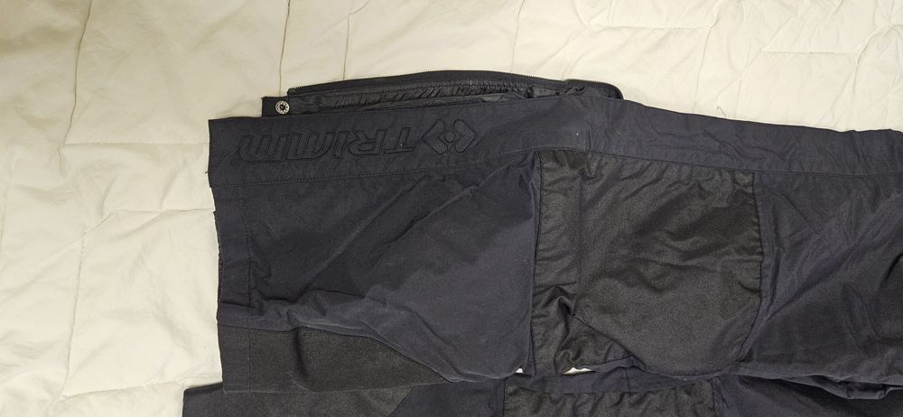 Pantaloni de ski negri