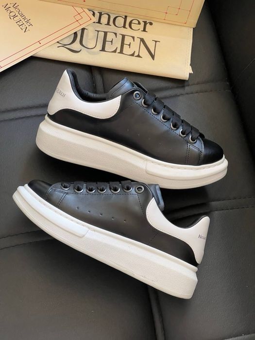 Adidasi Alexander Mcqueen noi !!! Marimi 36/40 !!!