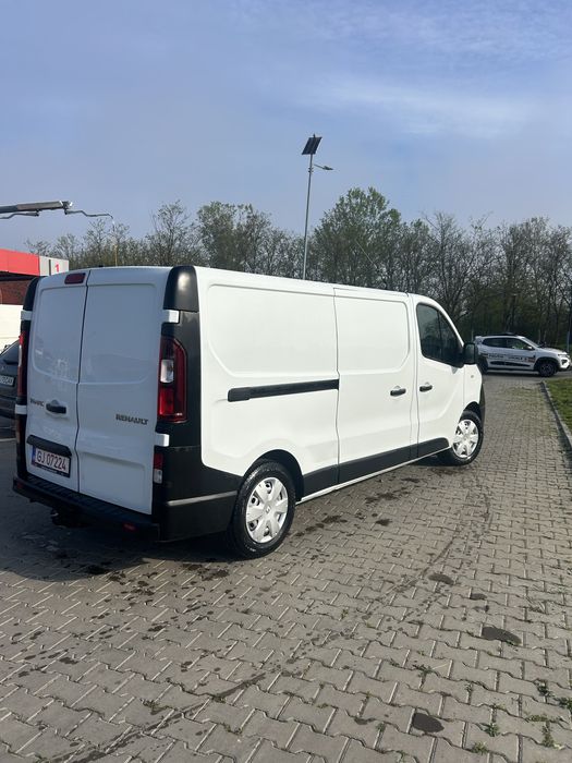 Vand  autoutilitara renault trafic