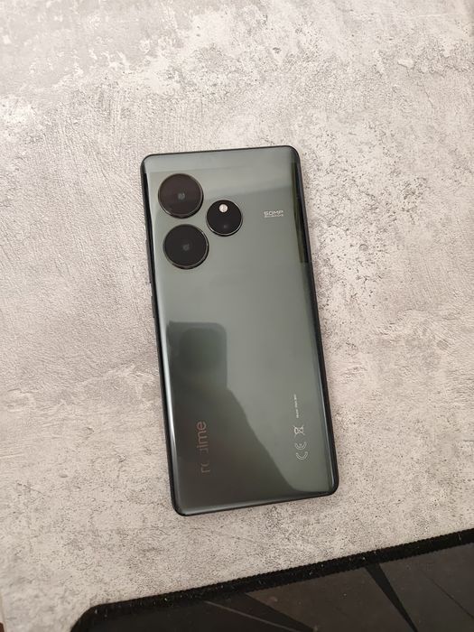 Realme gt6 global 12/256gb 8s gen 3