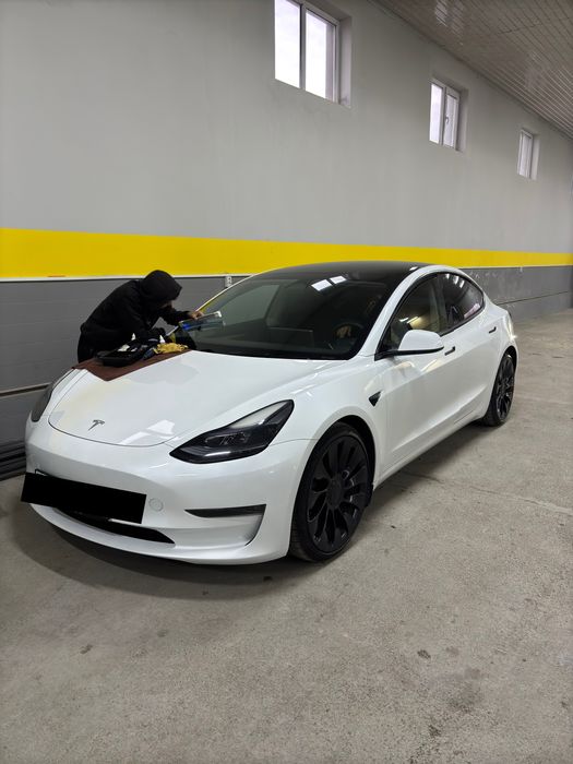 Автостекла на все марки и модели