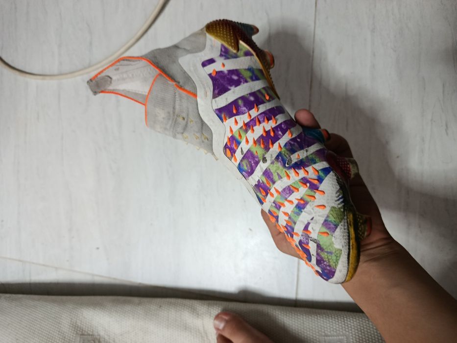 Бутсы   Predator