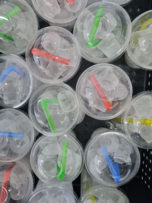 Лёд  в стаканчике