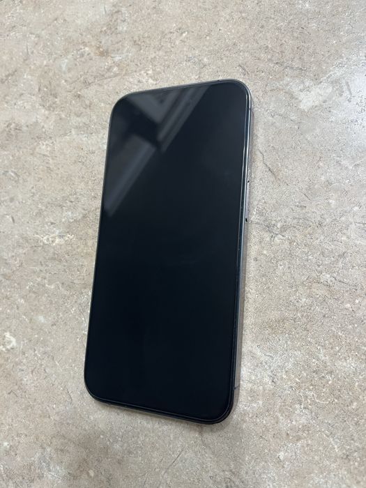 продам Айфон 14 про