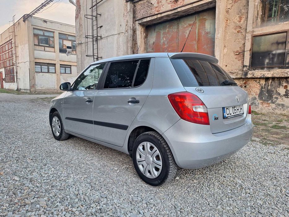 SKODA Fabia 2009 — imagine 5