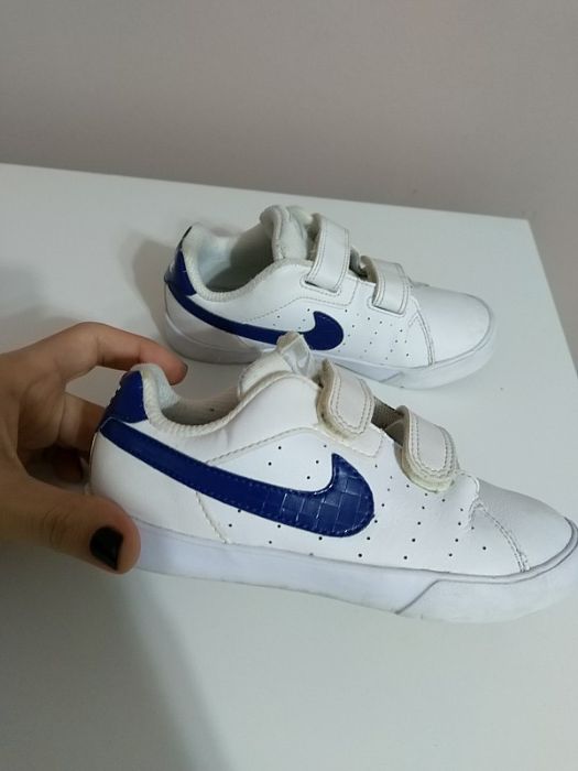 Оригинални нови детски маратонки Nike 27 естествена кожа