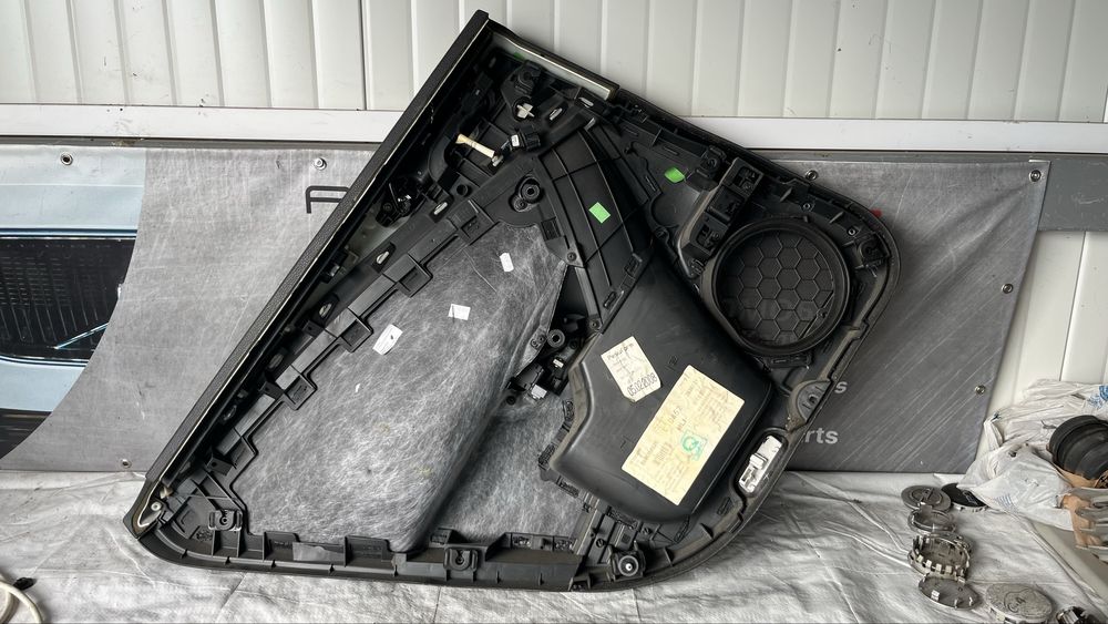 Кора задна дясна врата VW Passat B6