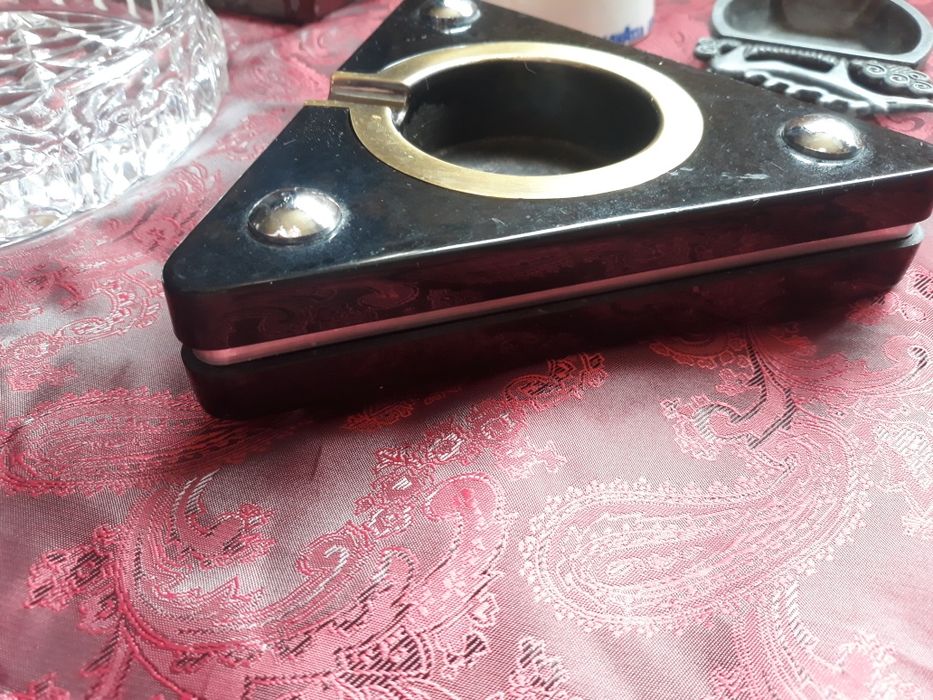 Пепельницы разные