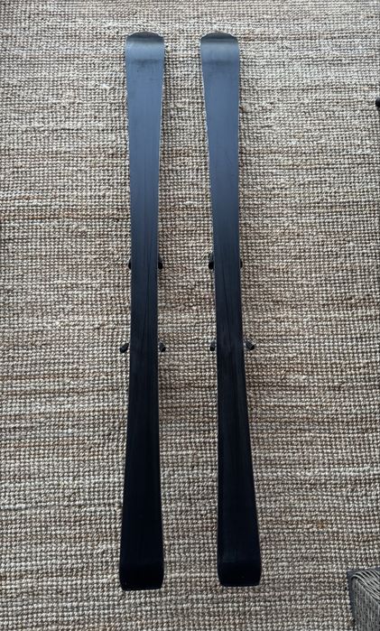 Schiuri Salomon 154 cm