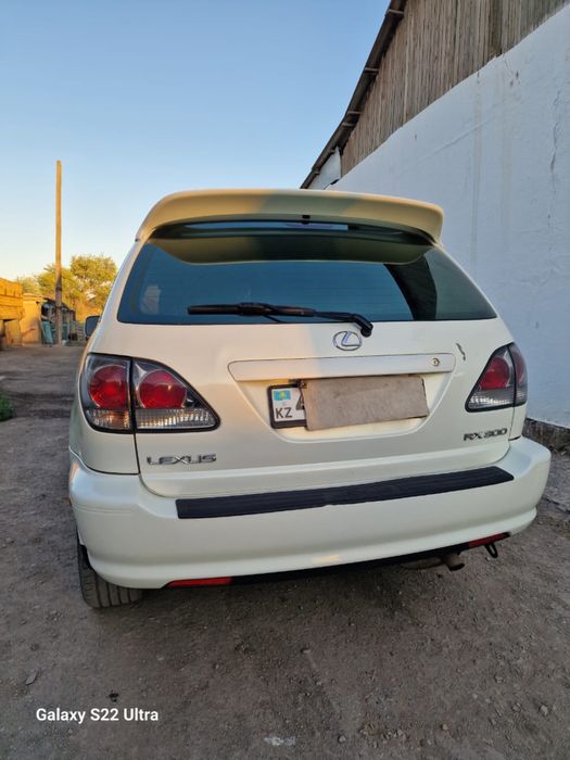 Продается Lexus Rx300