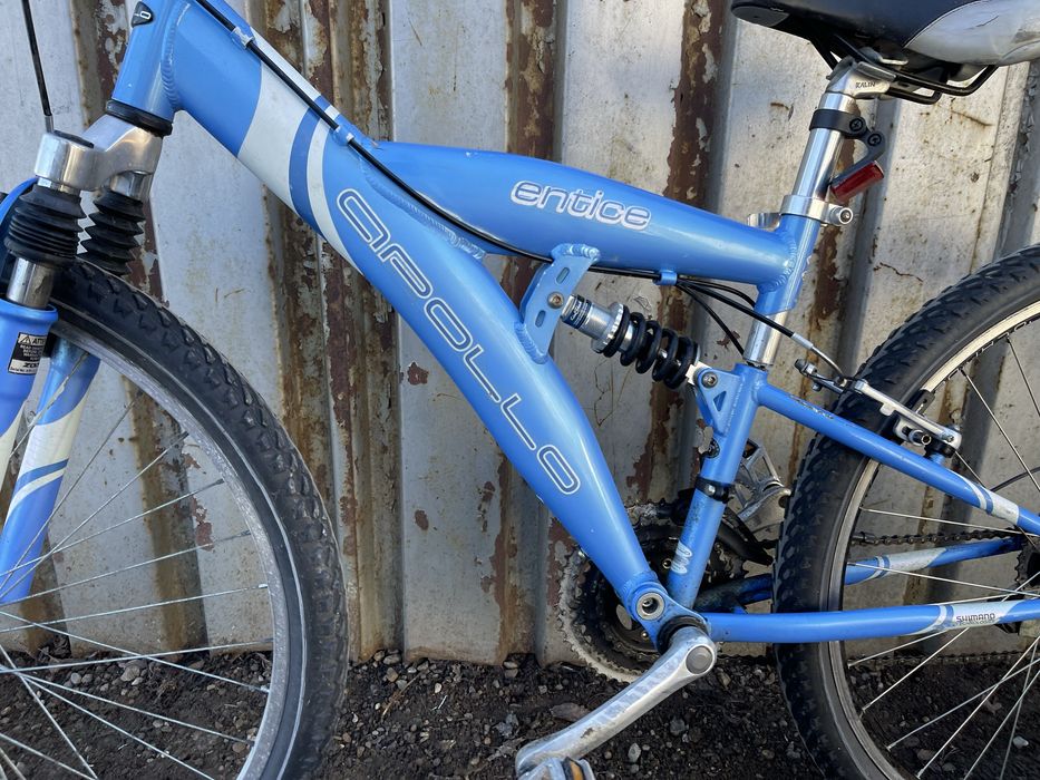 Bicicleta apollo emtice cu suspensii roti 26”