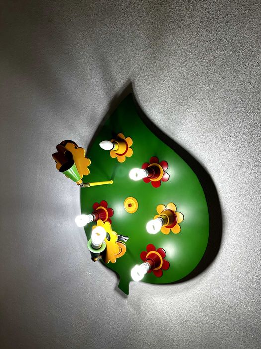 Продаю детский комплект мебели из 5 предметов