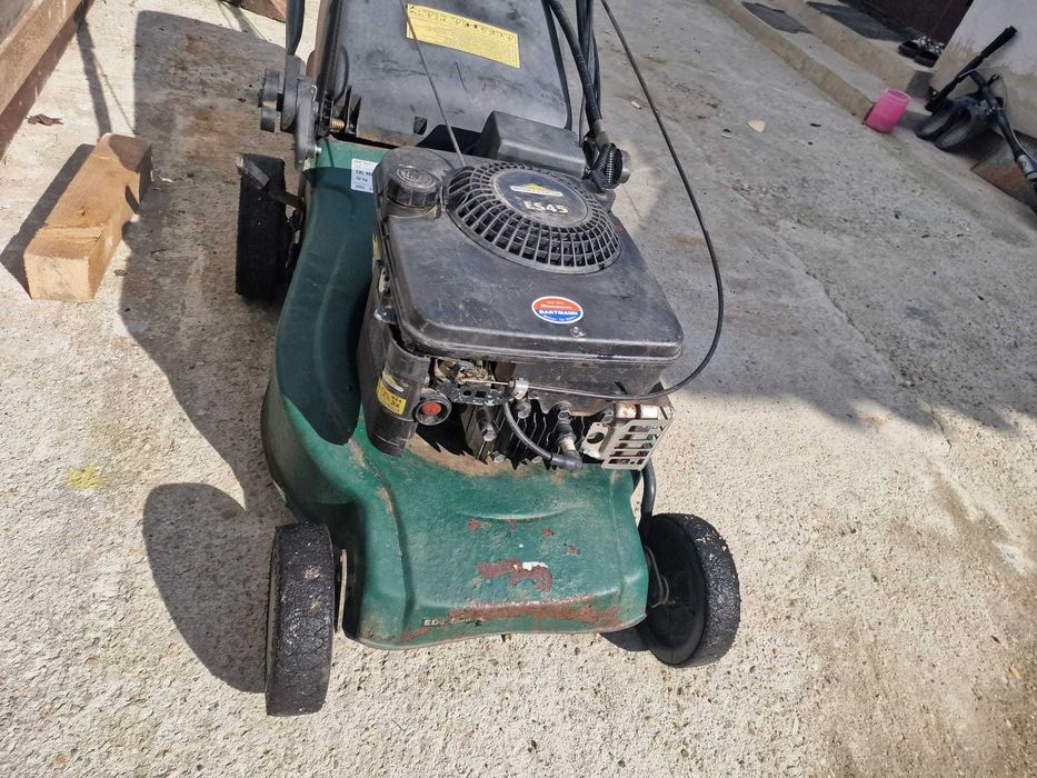 Masini de tuns iarba sau gazon pe benzina 4CP cu Autopropulsie si COS