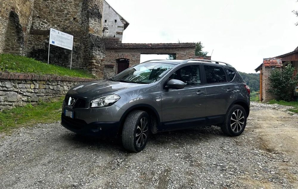 Nissan Qashqai 1.5 dci / adus recent in tara