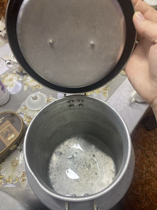 Продам пищевые бидоны