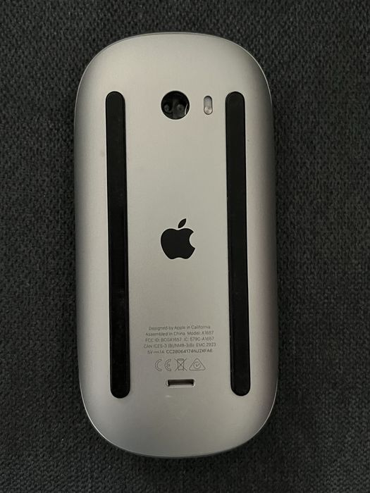 Combo  full Apple Magic Keyboard and Apple Magic Mouse 2, Model A1843 and A1657