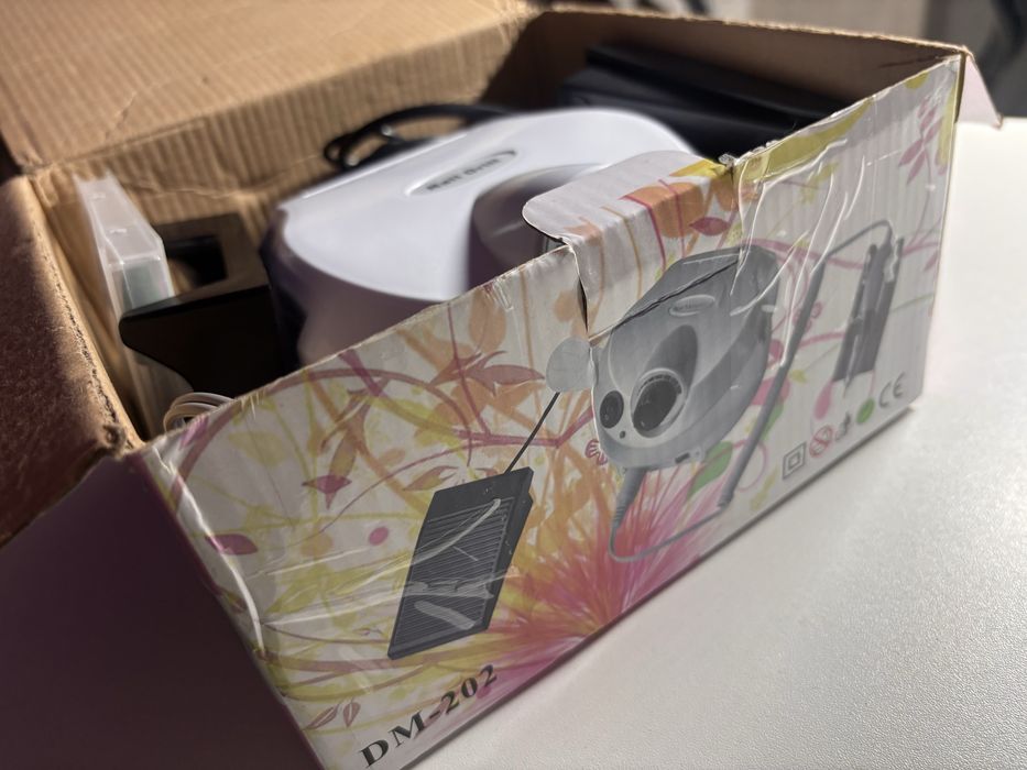 Машинка для маникюра