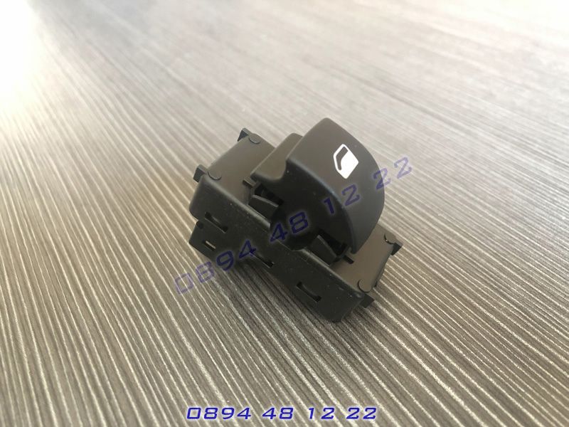 Бутон Копче Ел Стъкла Peugeot 207 Partner Tepee Citroen C4 Пежо