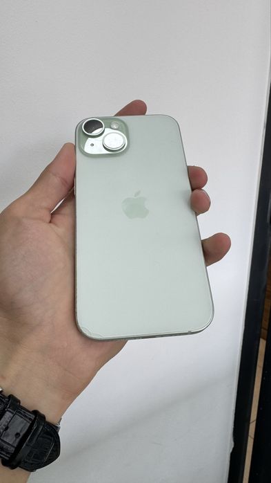 Iphone 15 Green