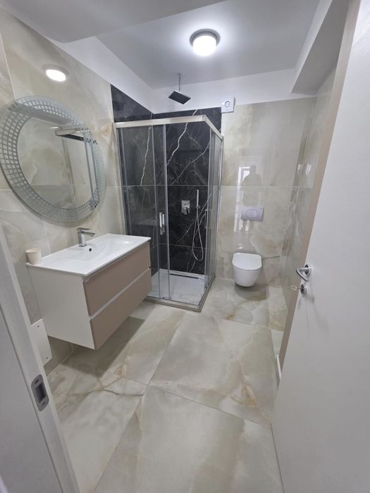 Apartament 3 camere Mamaia White Titanic