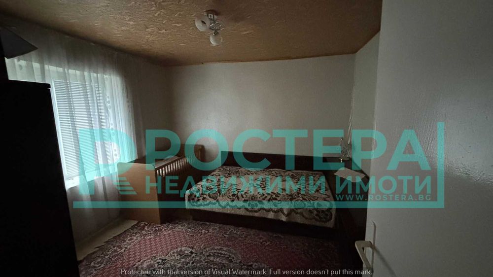 Двуетажна Тухлена Къща - с. Овчарово