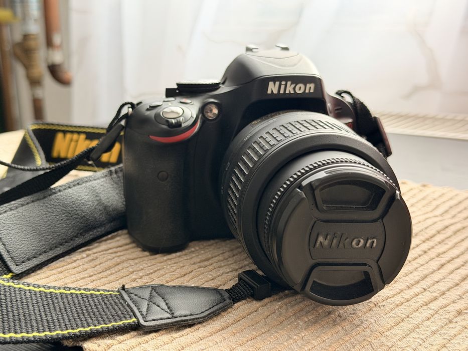 Aparat foto NIKON D5100