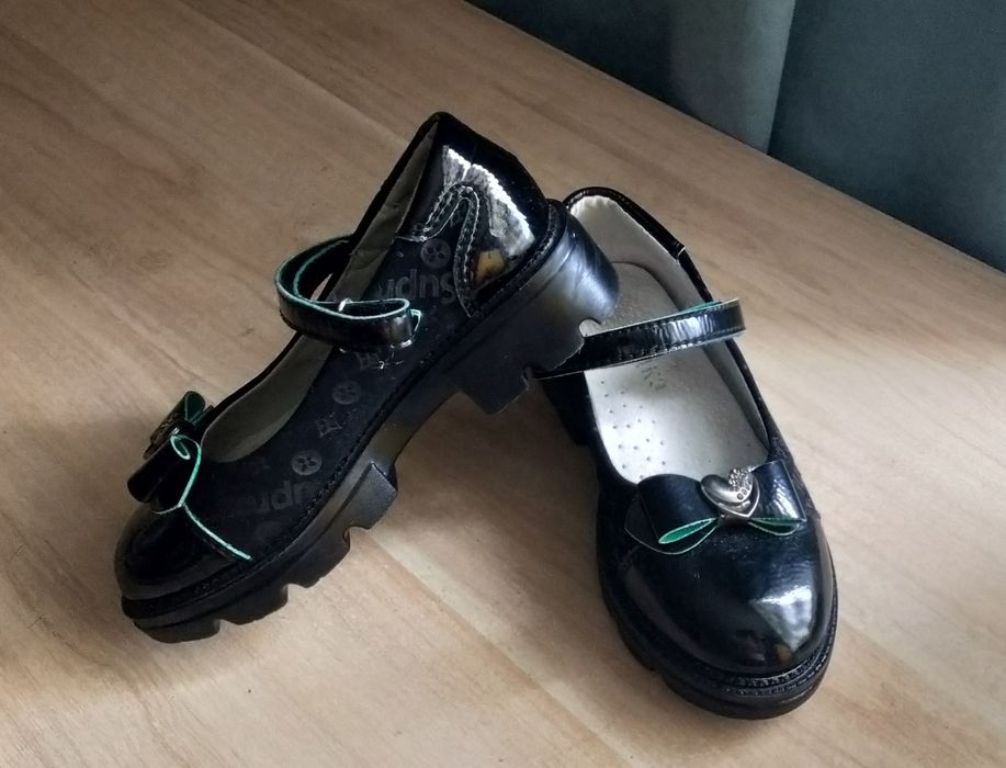 Туфли  для девочки