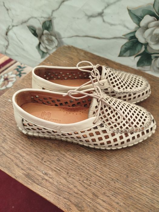 Продам летние туфли Кожа с перфорацией Лёгкие  Зря не беспокоить  Посл