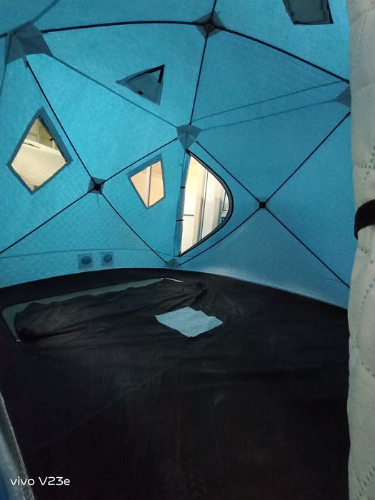 Зимние палатки 2.4*2.4*1.85