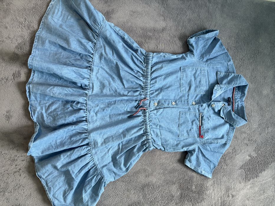 Рокля на Tommy Hillfiger в перфектно състояние