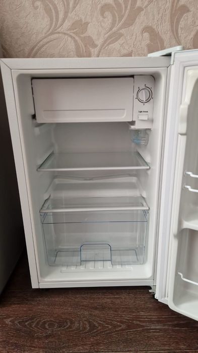 Новый холодильник 53L