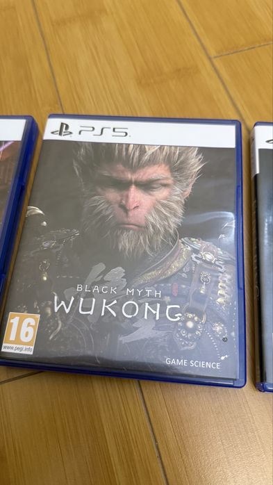 Продаю комплект из 3 игр для PlayStation 5