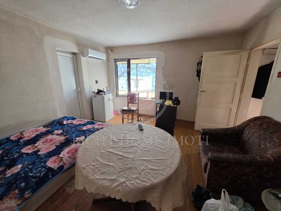 Продава се Къща в Пловдив, Христо Смирненски - 150 кв.м за 1260 €/кв.м - Снимка #1