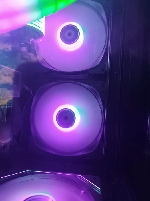 Fan argb 140 montech , noi cu controler