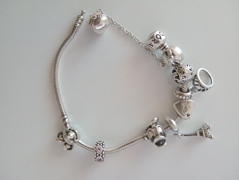 Vând brățară Pandora!