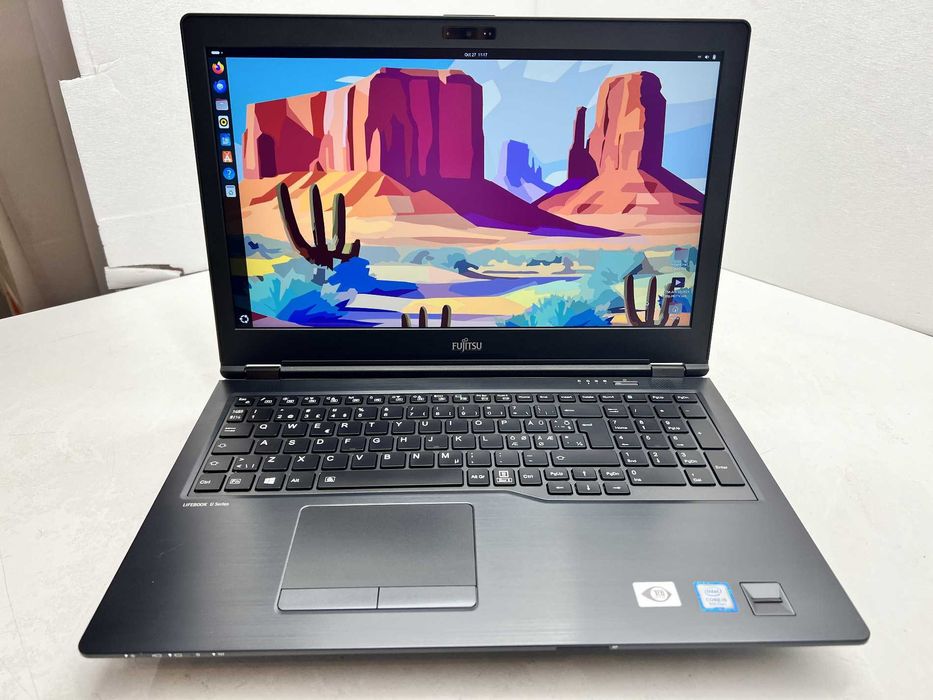 Fujitsu LIFEBOOK U758 • i5-8250U • 16GB • 260GB • Гаранция • клас А