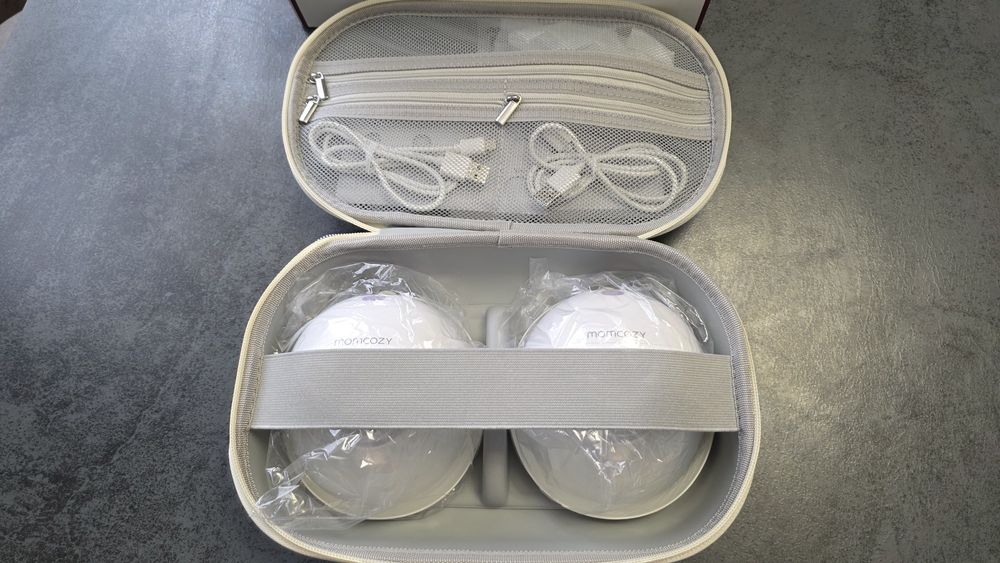 Momcozy M5 Hands-Free - Двойна електрическа помпа за кърма