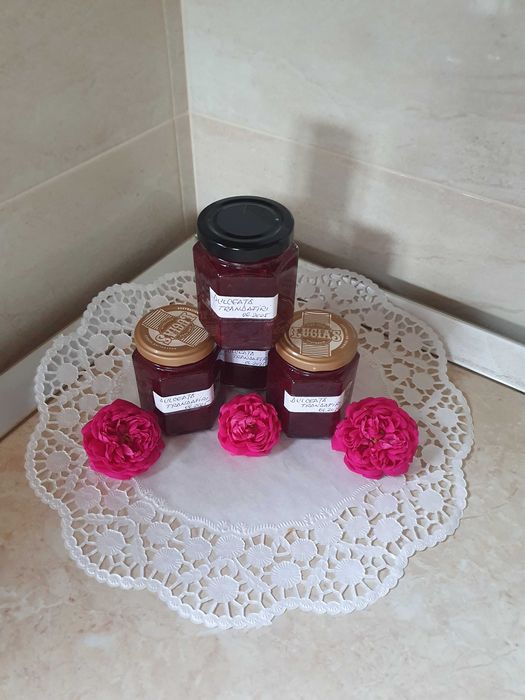 Dulceata din petale de trandafir